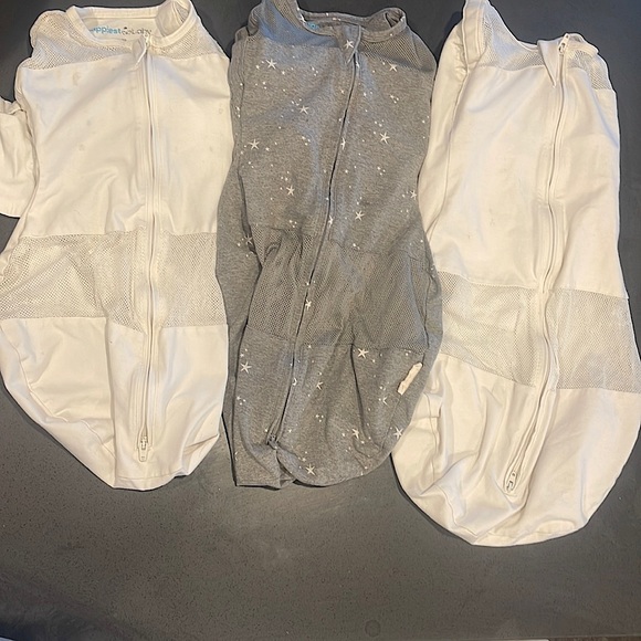 Snoo Swaddles - Picture 1 of 1